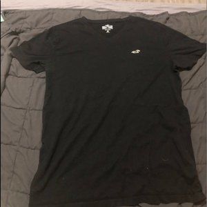 2/$15 hollister shirt 👑